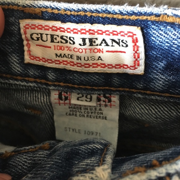 Vintage GUESS High Waisted Shorts - Picture 5 of 5